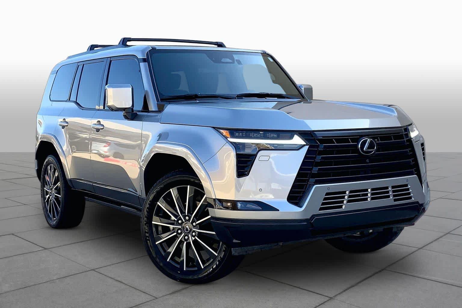 Used 2025 Lexus GX 550 w/ Accessory Package (2T) AWD/4WD image 3