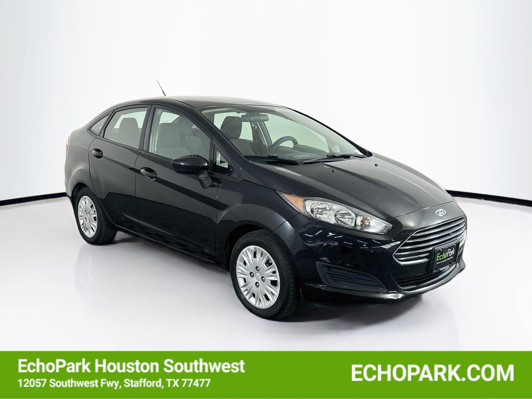 Used 2014 Ford Fiesta S FWD image 1