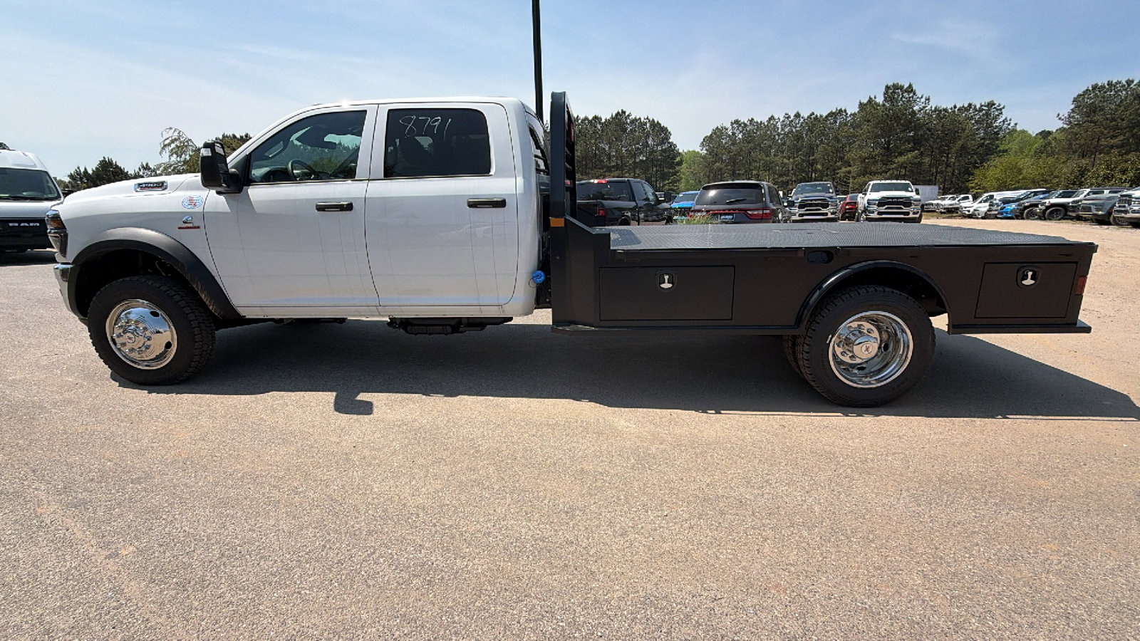 New 2026 RAM 4500 Tradesman w/ Chrome Appearance Group AWD/4WD image 11