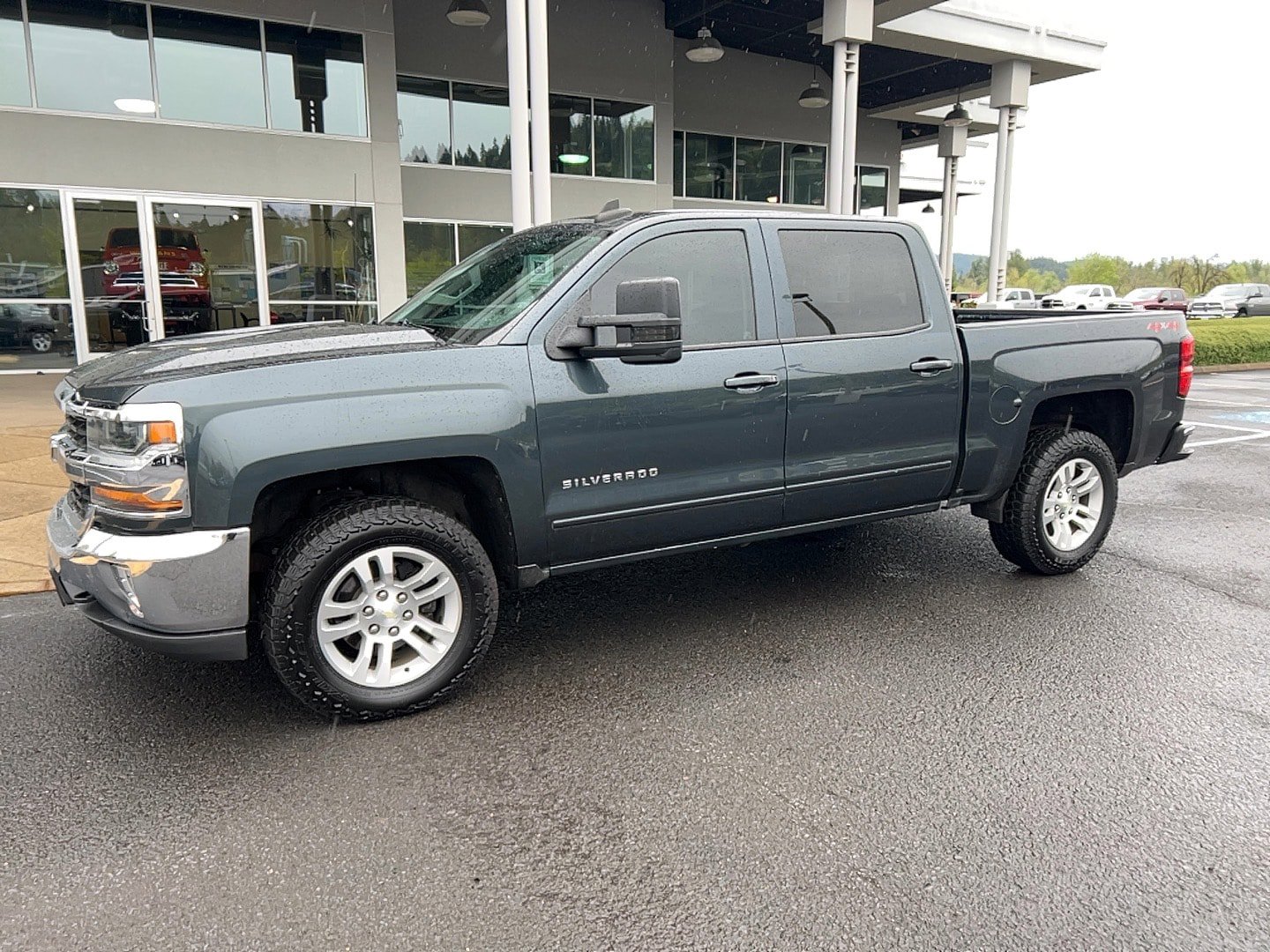 Used 2018 Chevrolet Silverado 1500 LT w/ Max Trailering Package AWD/4WD image 1