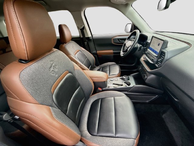 Used 2024 Ford Bronco Sport Outer Banks AWD/4WD image 34
