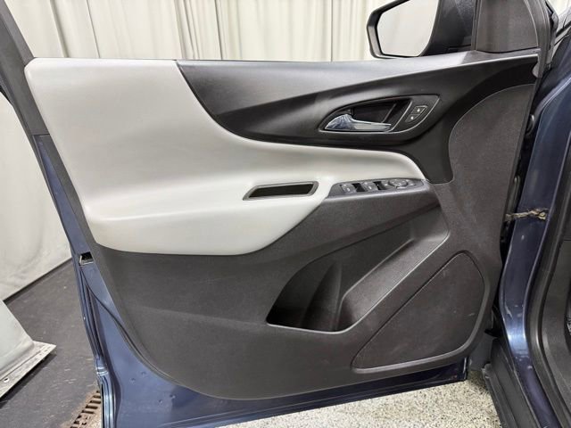 Used 2018 Chevrolet Equinox LS FWD image 15