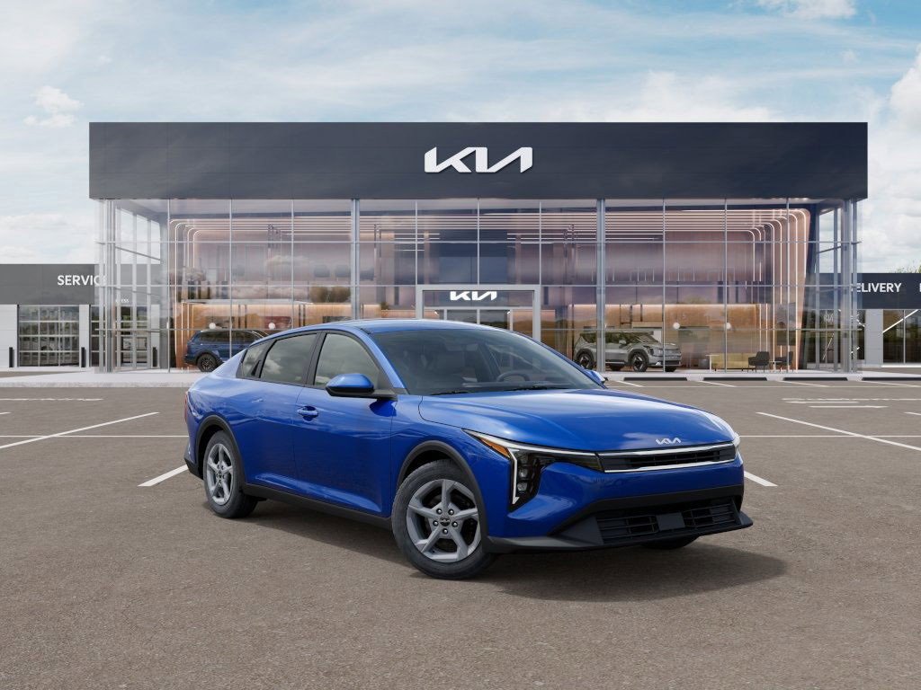 New 2025 Kia K4 LXS