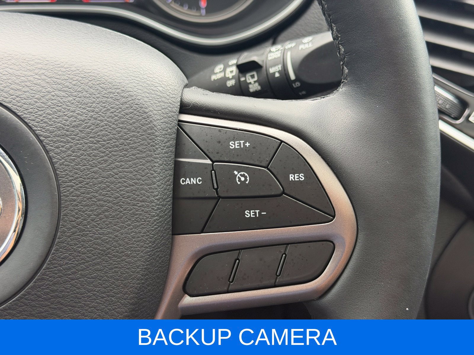 Used 2019 Jeep Cherokee Limited AWD/4WD image 20