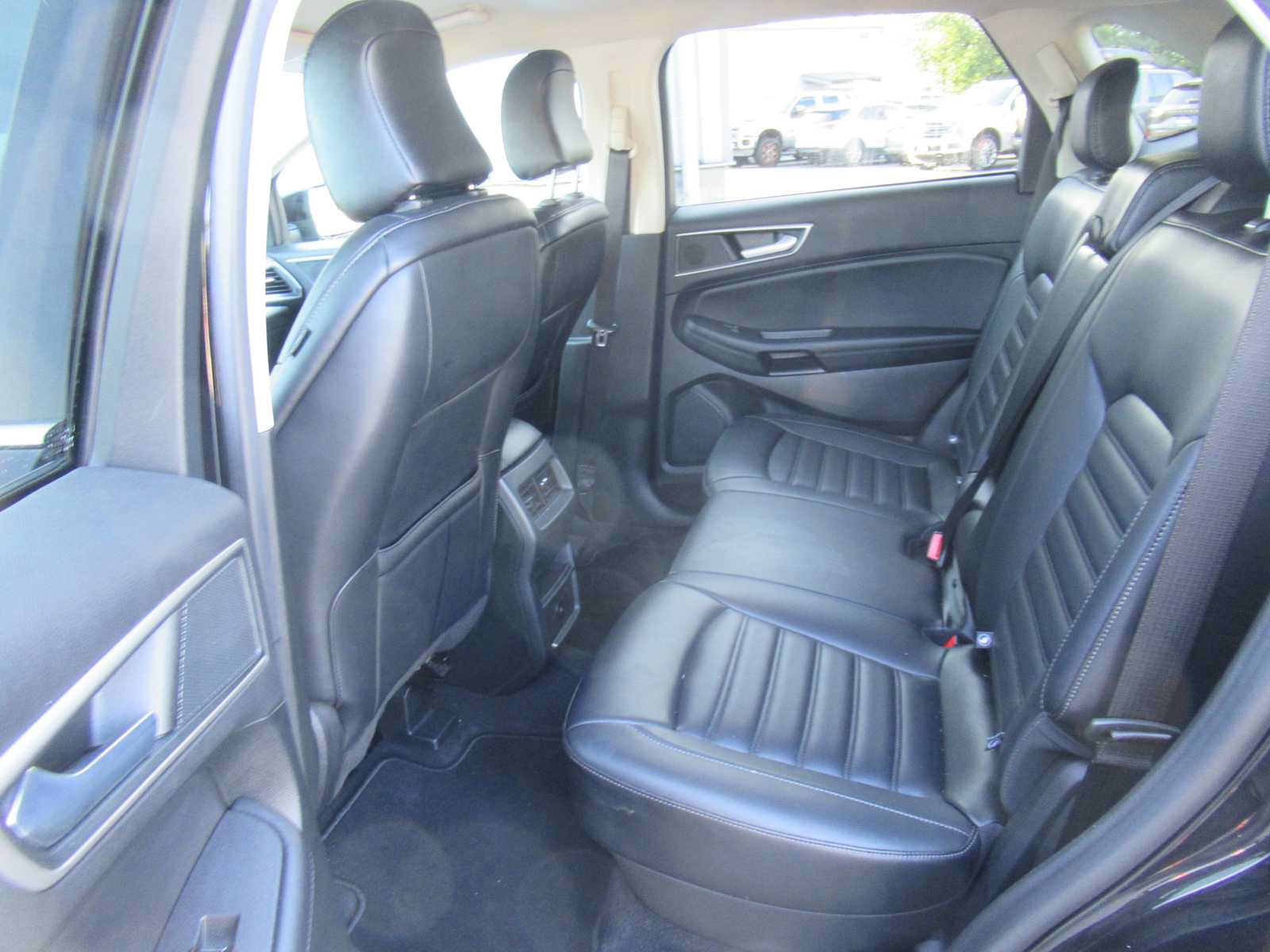 Used 2024 Ford Edge SEL AWD/4WD image 12