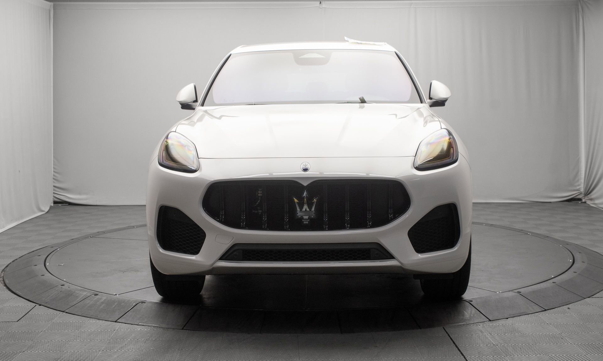 New 2026 Maserati Grecale Modena image 8