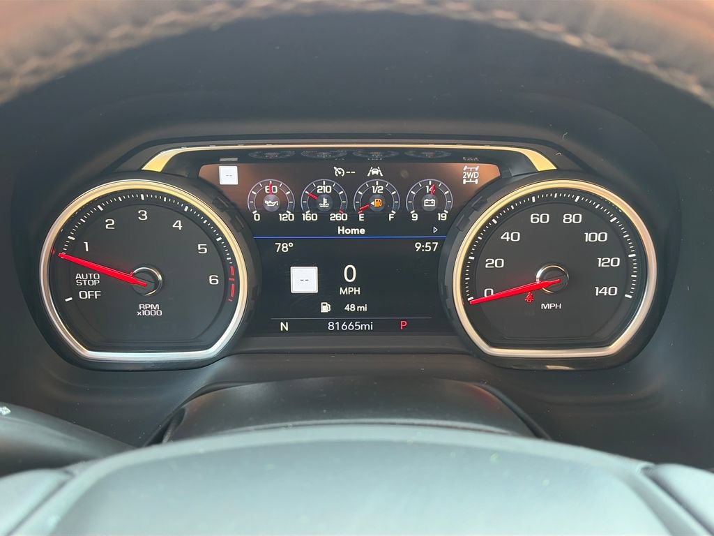 Used 2021 Chevrolet Suburban Premier AWD/4WD image 23