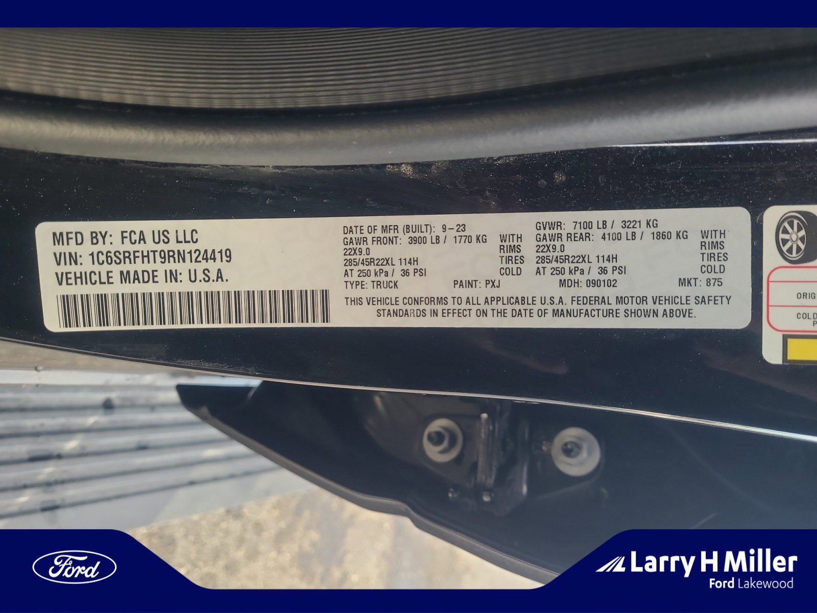 Used 2024 RAM 1500 Limited image 24