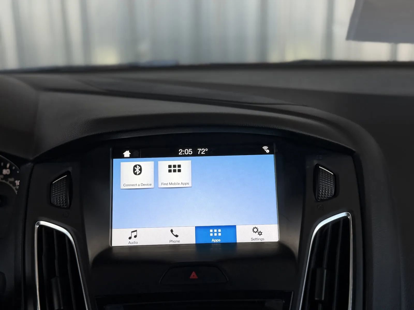 Used 2018 Ford Focus SEL FWD image 34