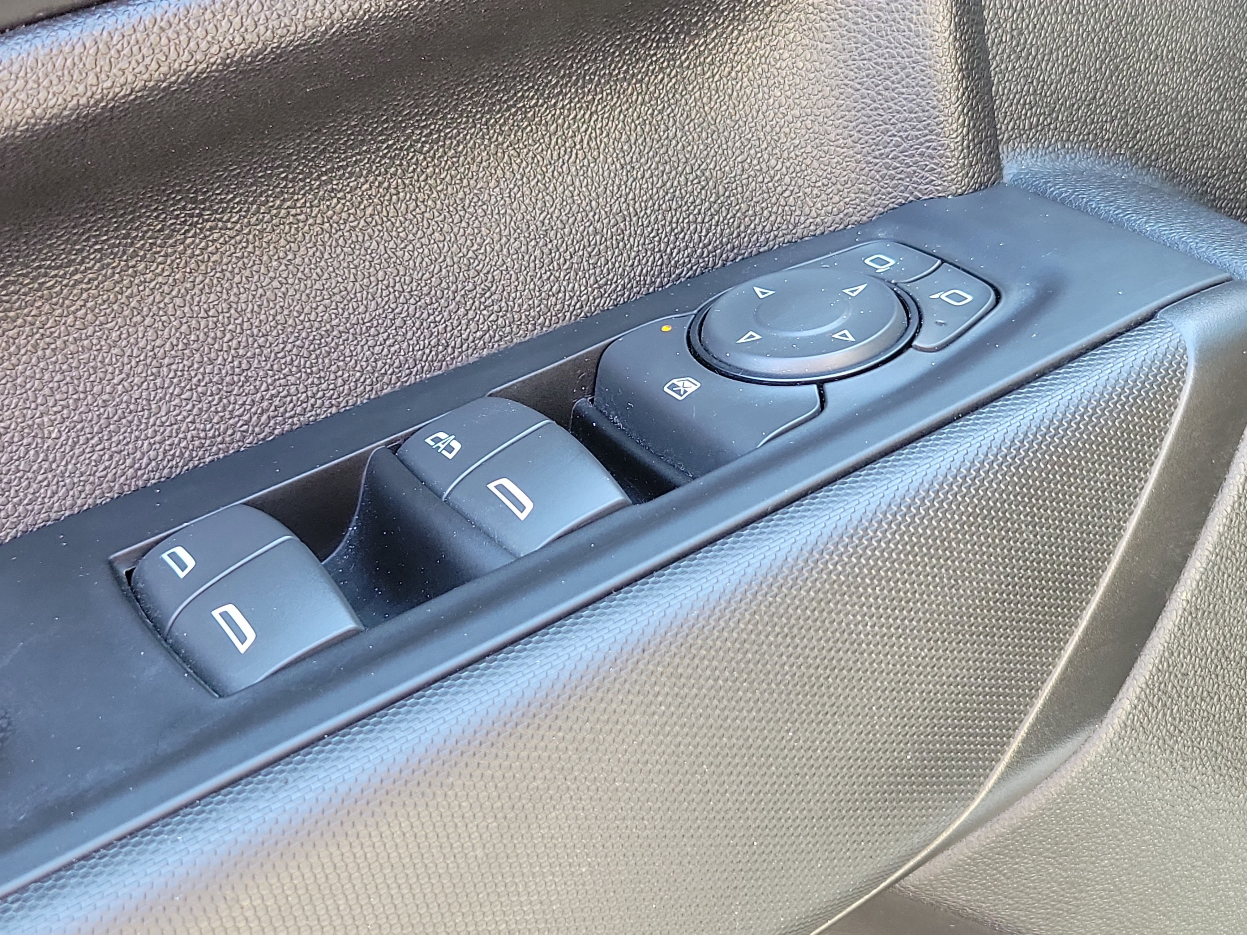 Used 2022 Chevrolet Silverado 2500 Custom image 23