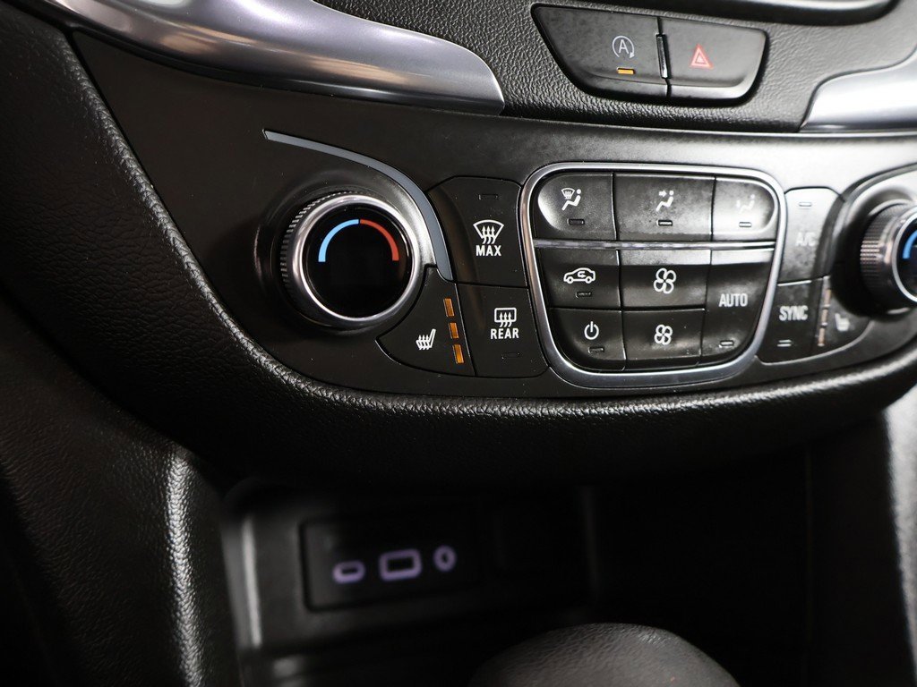 Used 2022 Chevrolet Equinox LT image 49