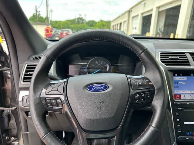 Used 2019 Ford Explorer Sport w/ Equipment Group 401A AWD/4WD image 14