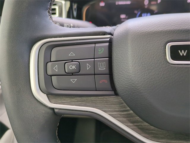 Used 2023 Jeep Wagoneer Series III w/ Preferred Equipment Group image 30