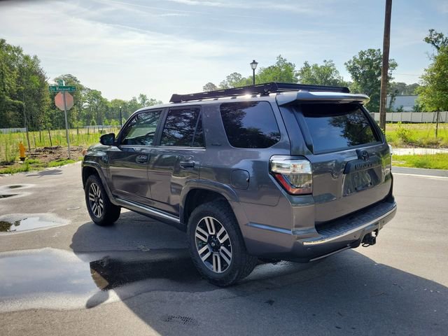 Used 2018 Toyota 4Runner Limited AWD/4WD image 3