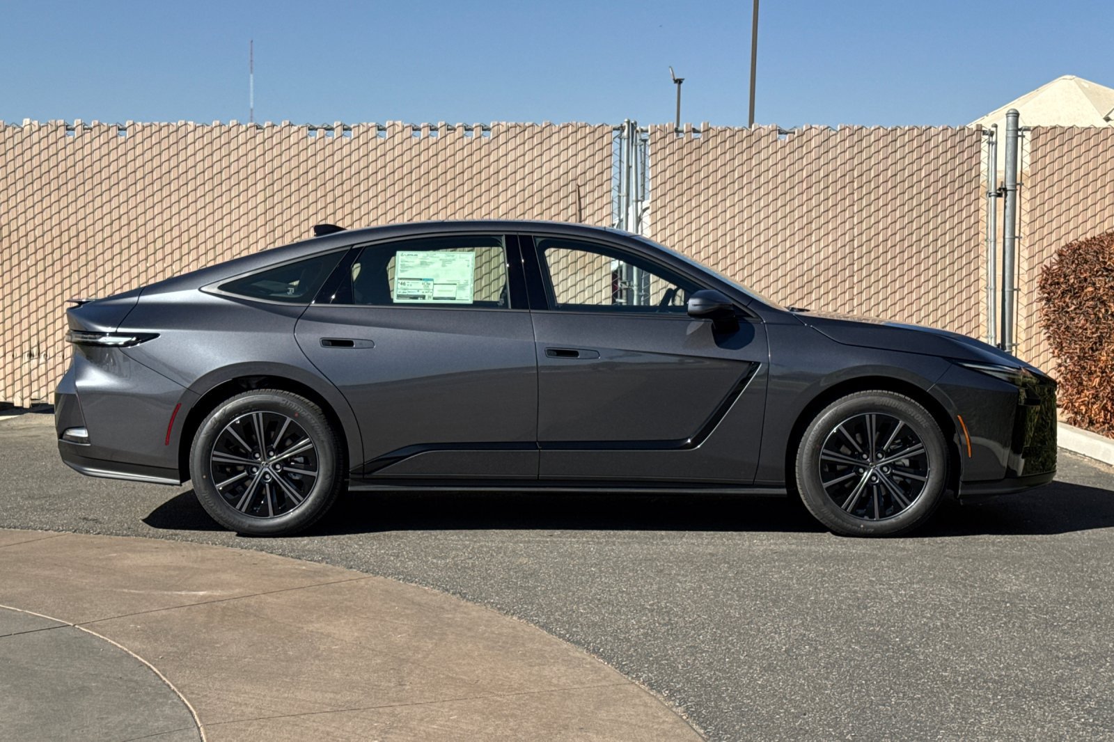 New 2026 Lexus ES 350h w/ Convenience Package FWD image 3