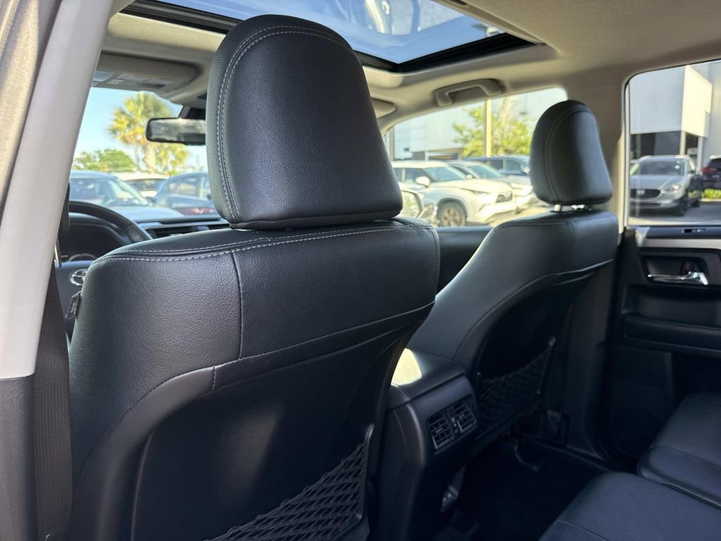 Used 2024 Toyota 4Runner Limited AWD/4WD image 15