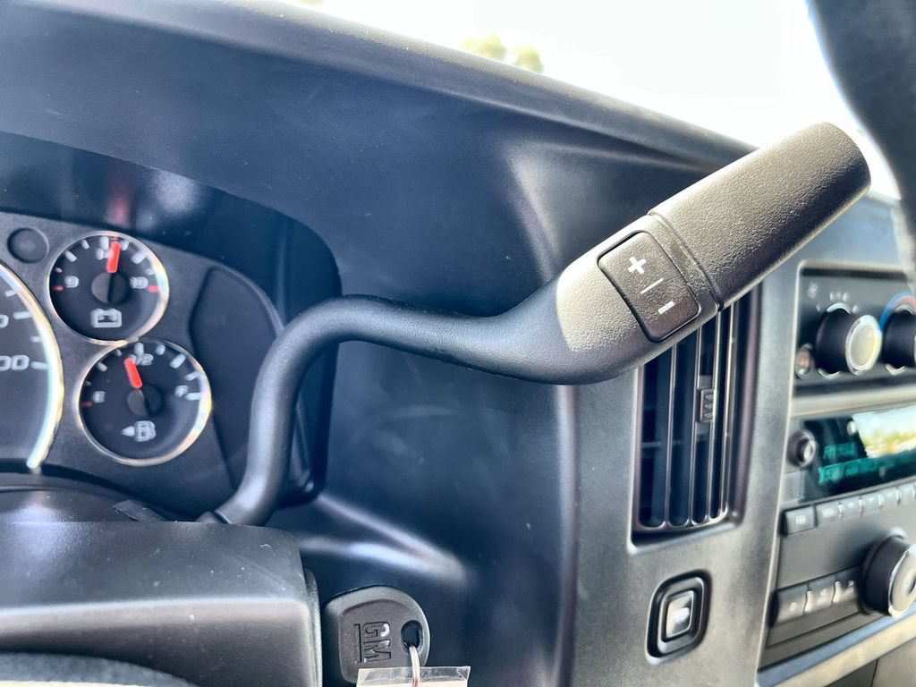 New 2026 Chevrolet Express 2500 w/ Driver Convenience Package RWD image 19