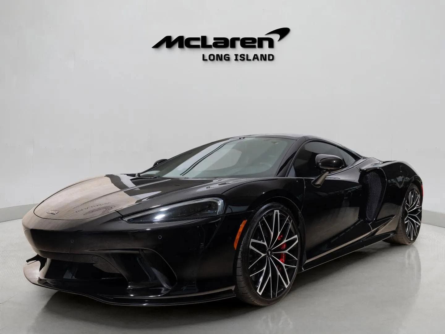 Used 2023 McLaren GT image 2