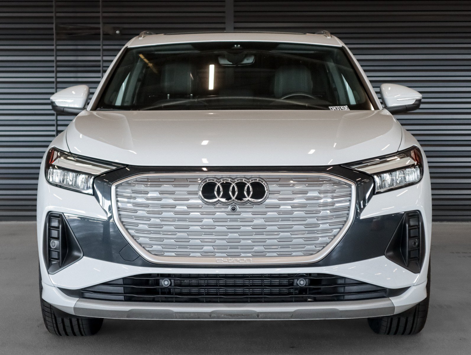 Used 2023 Audi Q4 e-tron Premium Plus RWD image 12
