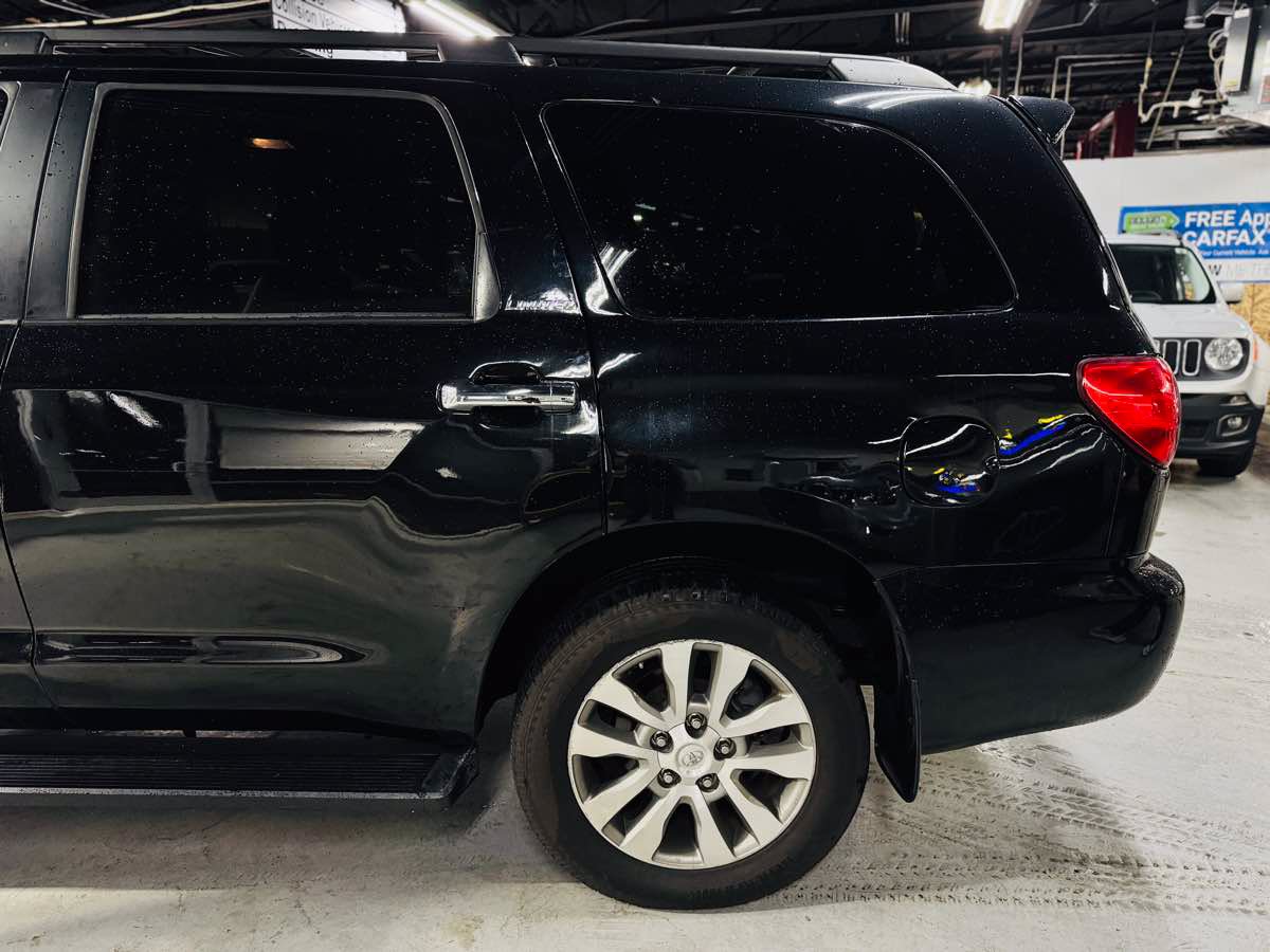 Used 2015 Toyota Sequoia Limited AWD/4WD image 6