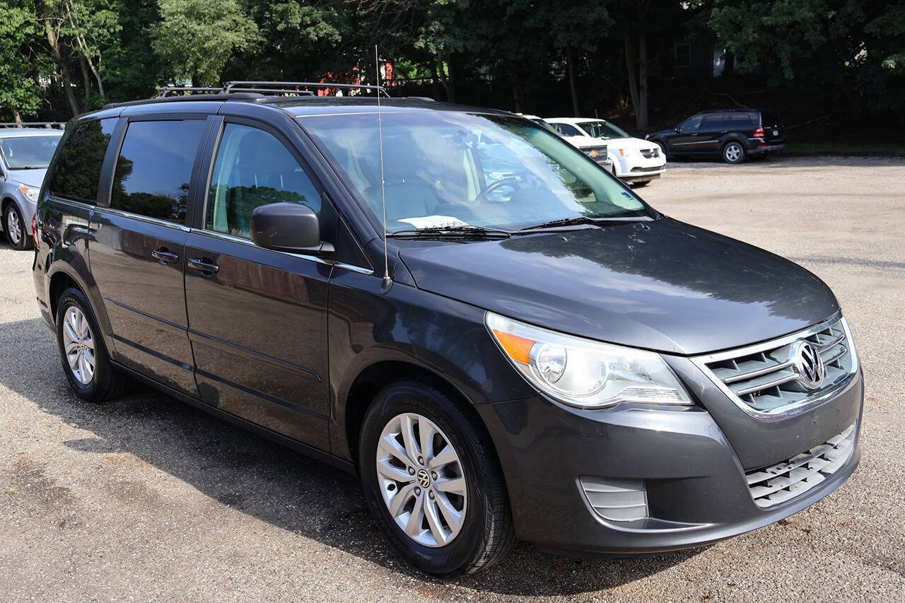Used 2012 Volkswagen Routan SE