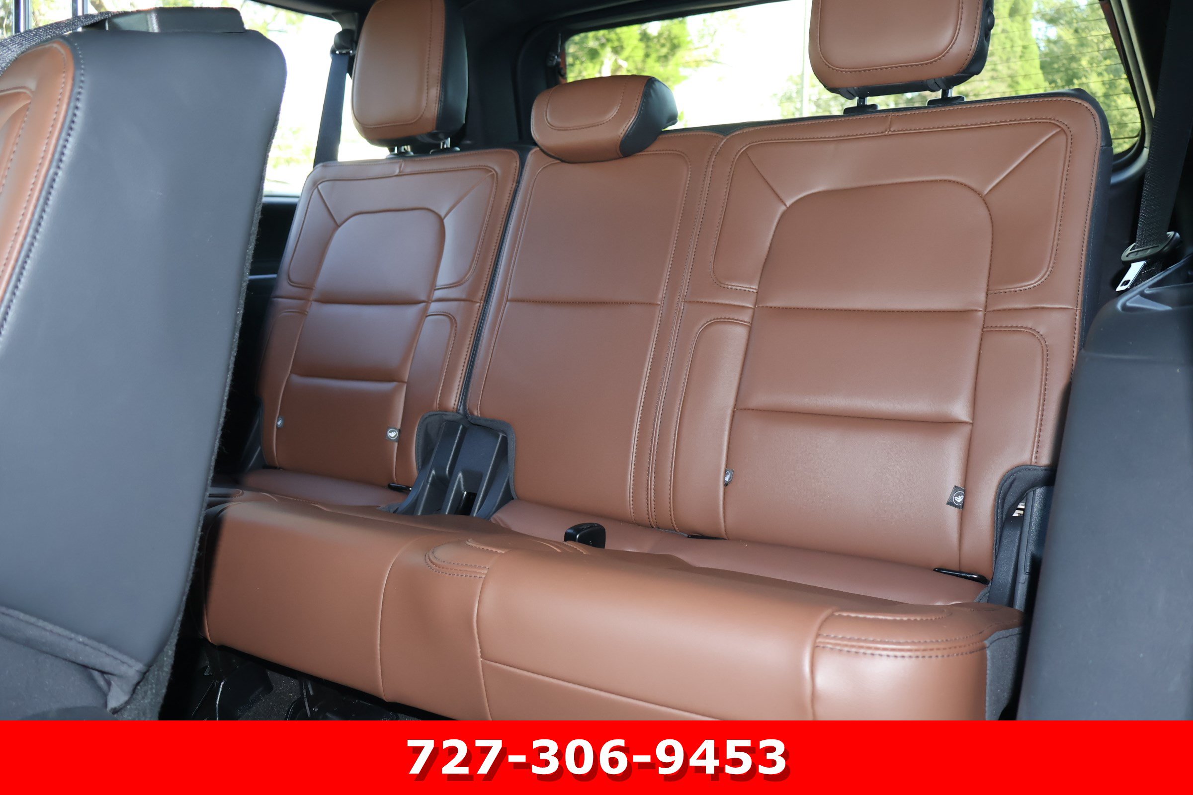 Used 2023 Lincoln Navigator L Reserve RWD image 16