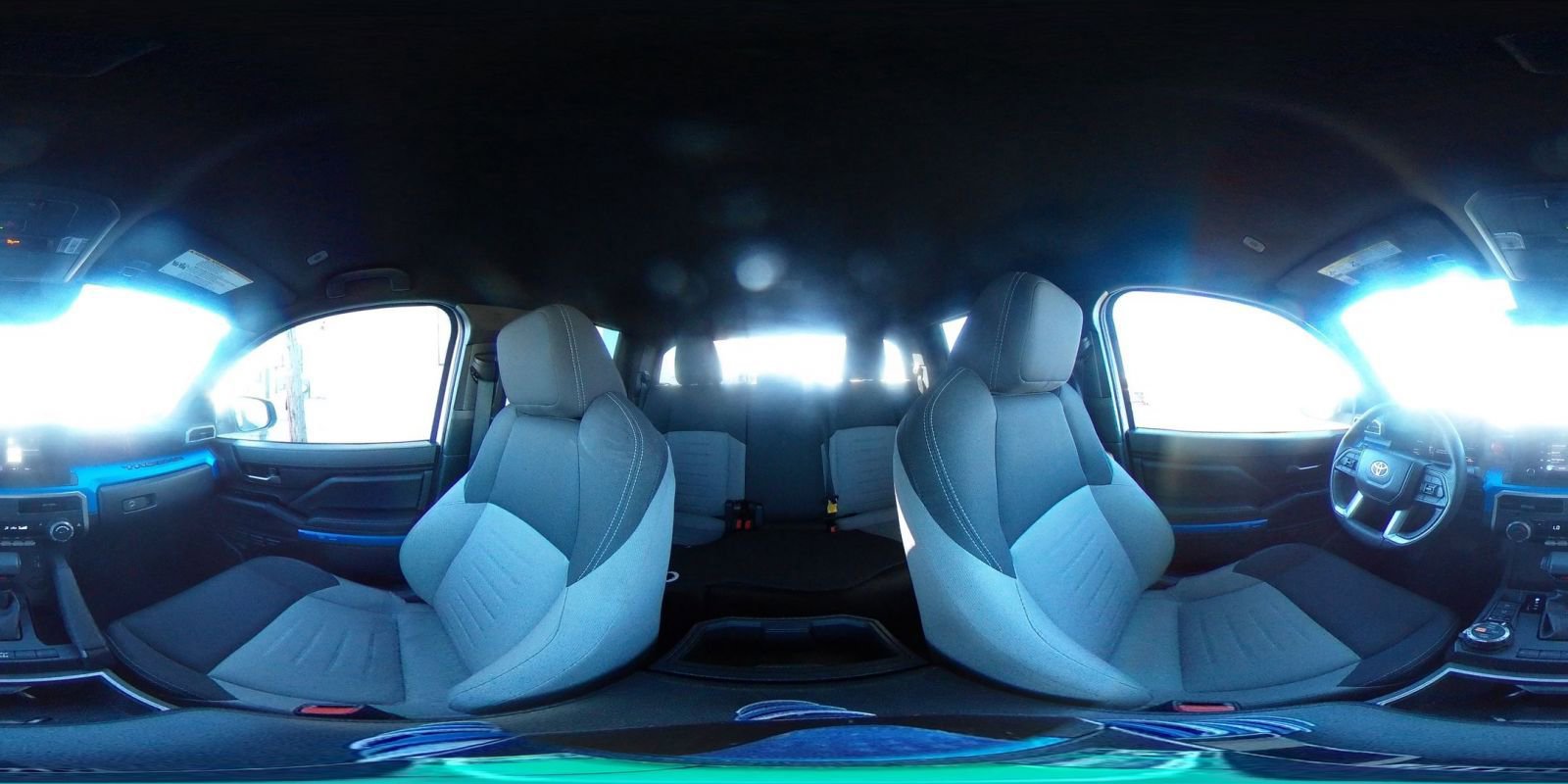 Used 2025 Toyota Tacoma SR image 40