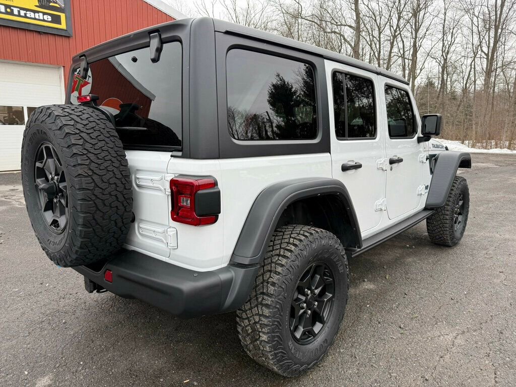 Used 2023 Jeep Wrangler Unlimited Rubicon 4xe image 3