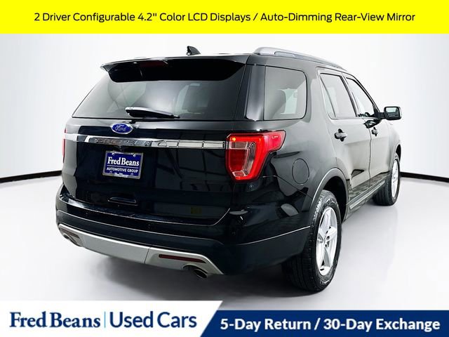 Used 2017 Ford Explorer XLT w/ Equipment Group 202A image 9