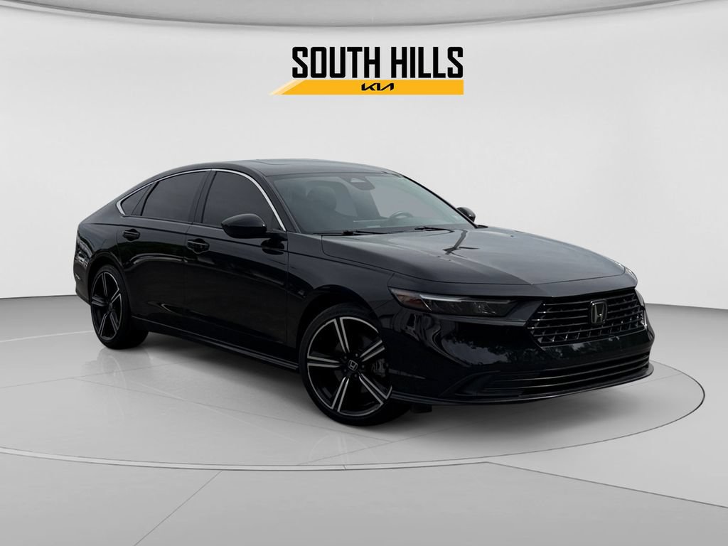 Used 2023 Honda Accord Sport image 7