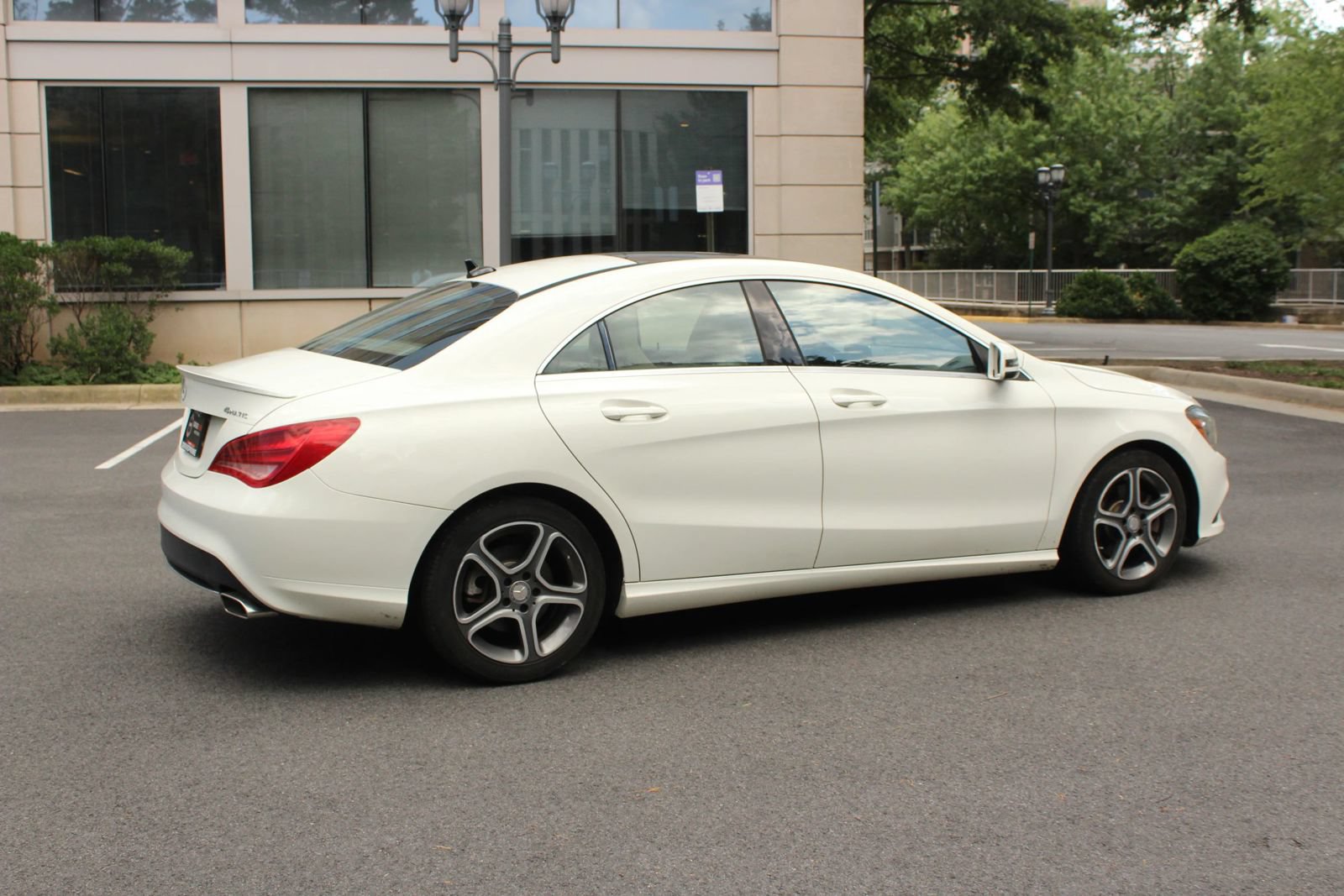 Used 2014 Mercedes-Benz CLA 250 4MATIC image 7