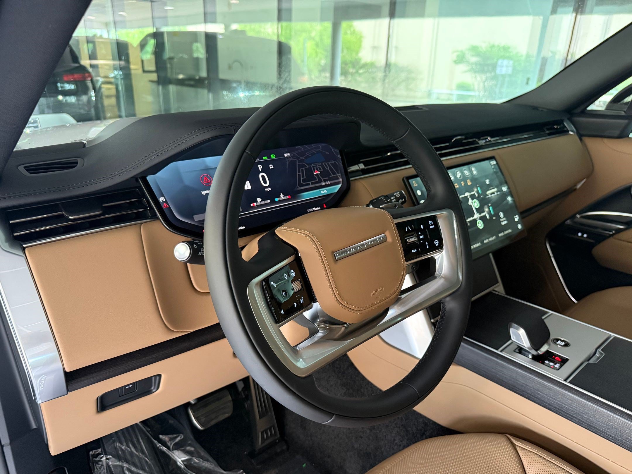 New 2026 Land Rover Range Rover SE AWD/4WD image 4