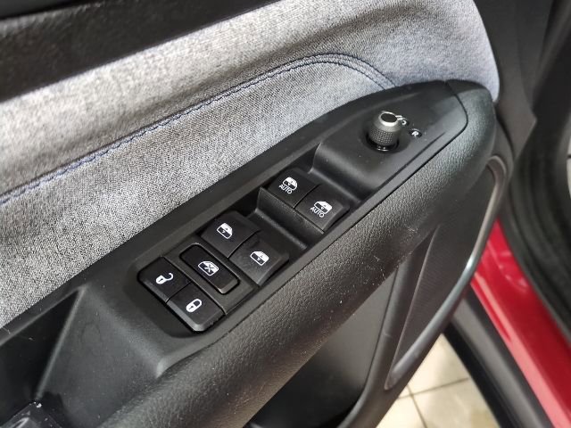 Used 2023 Jeep Compass Latitude w/ Convenience Group image 16