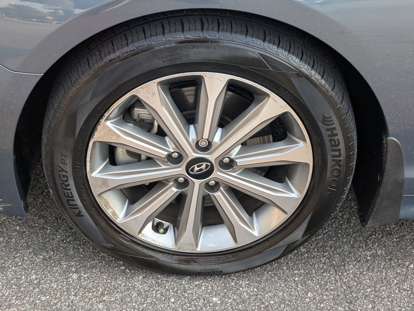 Used 2016 Hyundai Sonata Limited w/ Option Group 05 FWD image 13