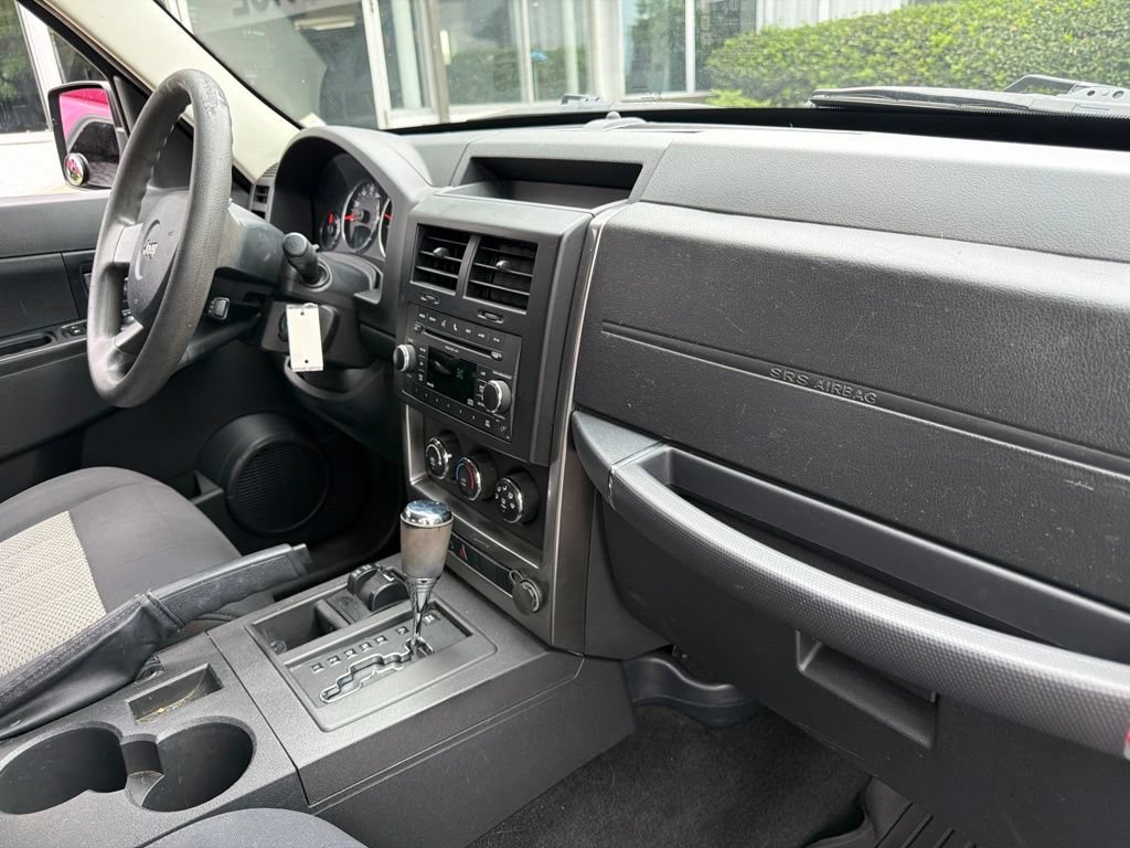 Used 2010 Jeep Liberty Sport w/ Popular Equipment Group AWD/4WD image 20