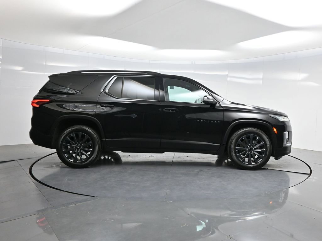 Used 2023 Chevrolet Traverse RS image 42