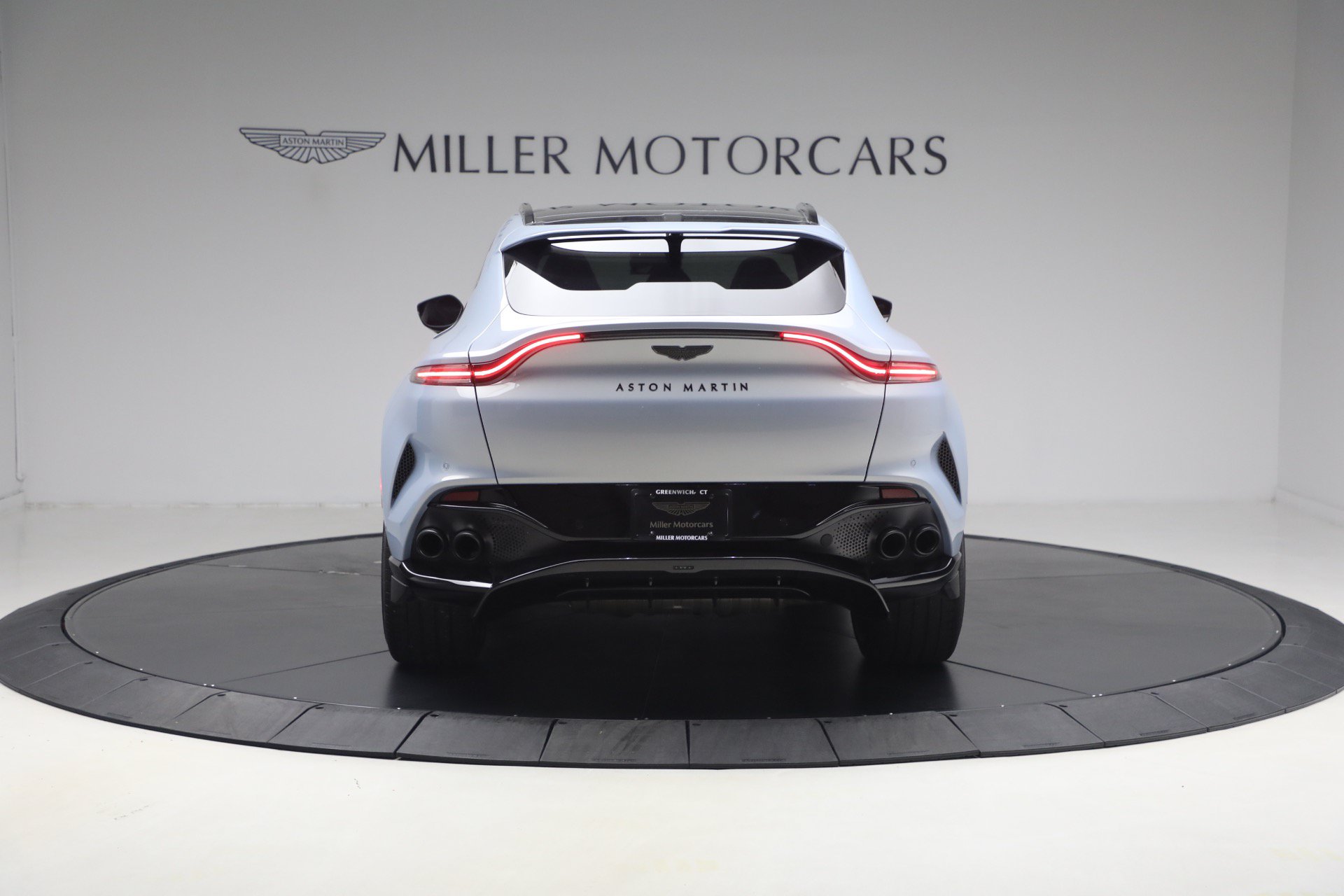 Used 2026 Aston Martin DBX 707 AWD/4WD image 6