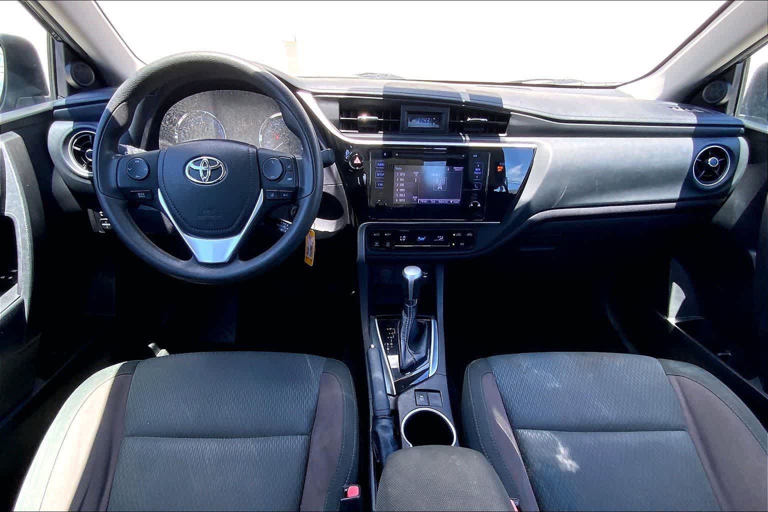 Used 2019 Toyota Corolla LE FWD image 10