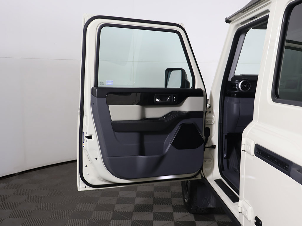 Used 2024 INEOS Grenadier Station Wagon AWD/4WD image 18