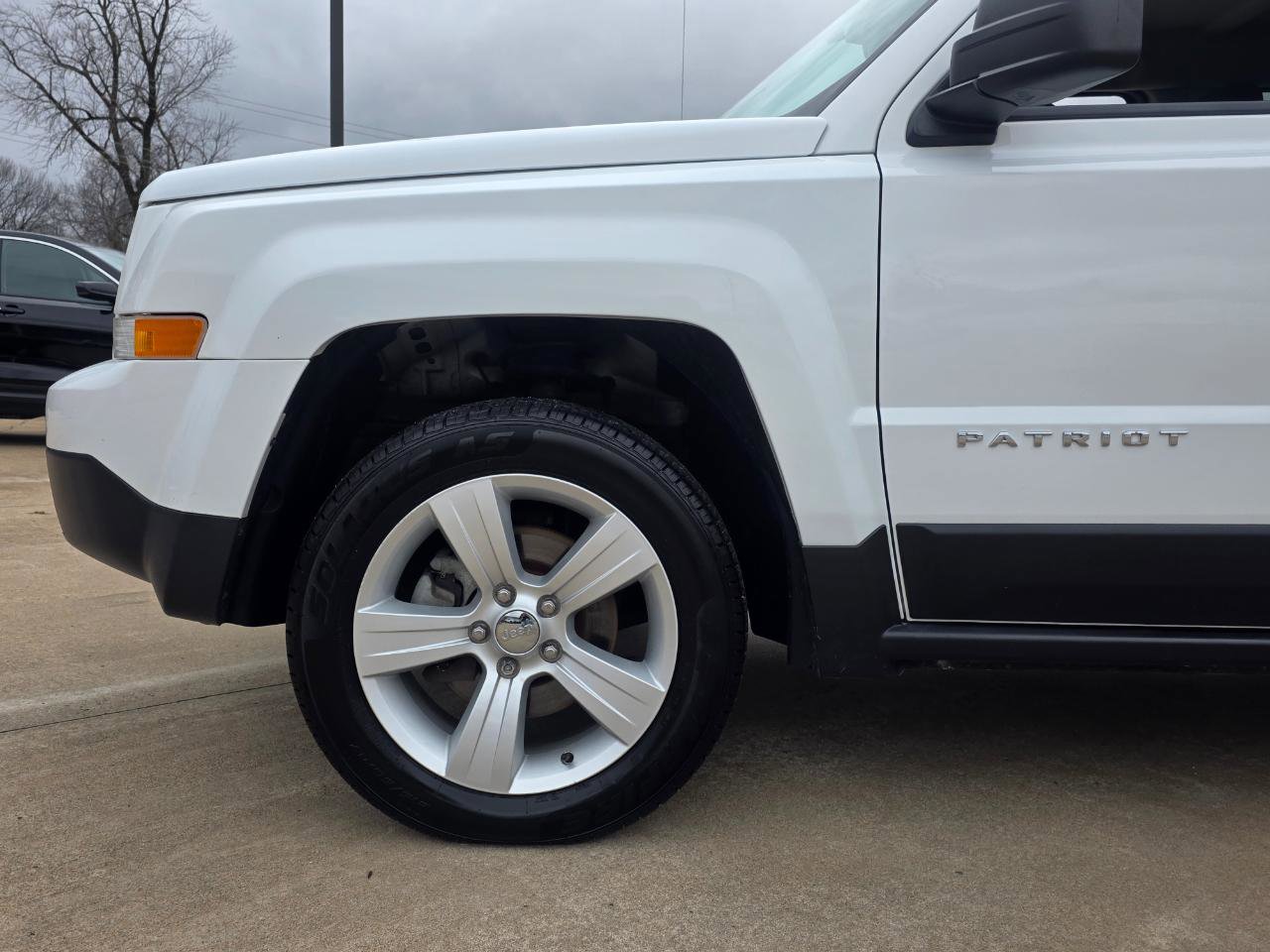 Used 2014 Jeep Patriot Latitude image 25