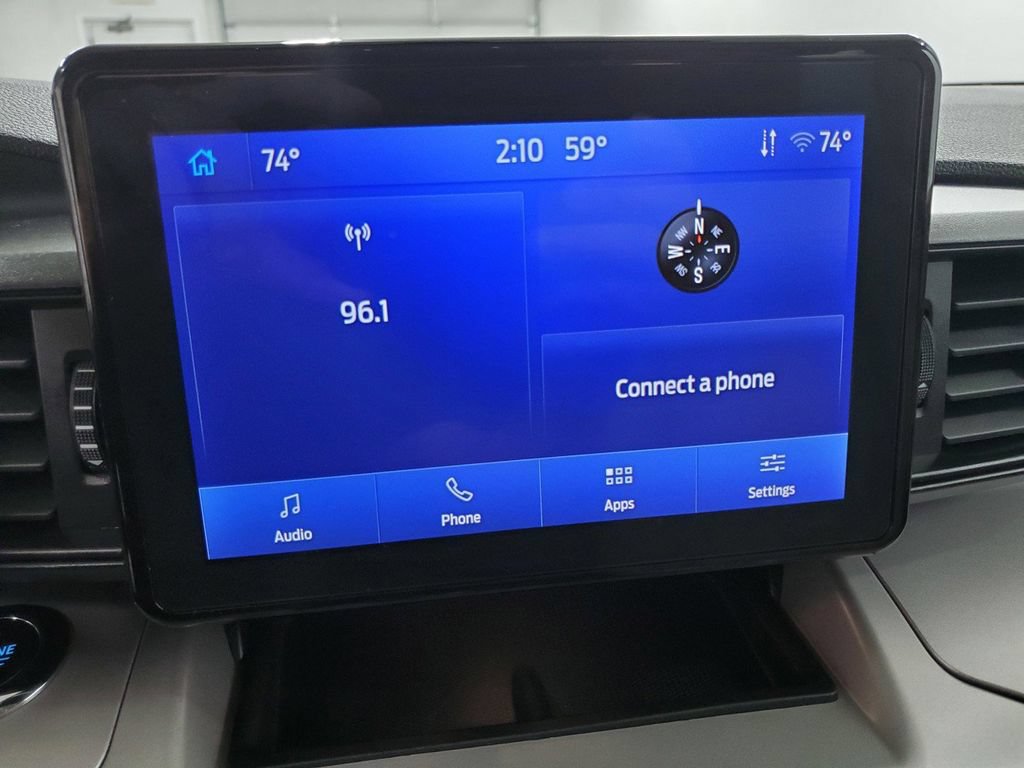 Used 2023 Ford Explorer XLT AWD/4WD image 15
