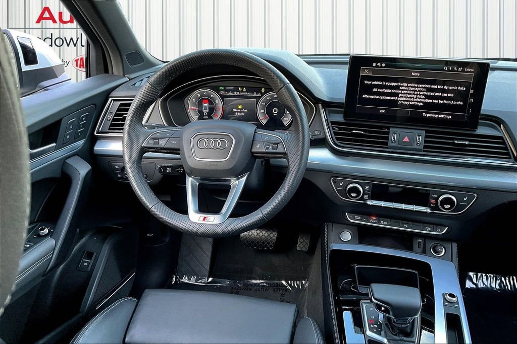 Certified 2025 Audi Q5 2.0T Premium Plus AWD/4WD image 8