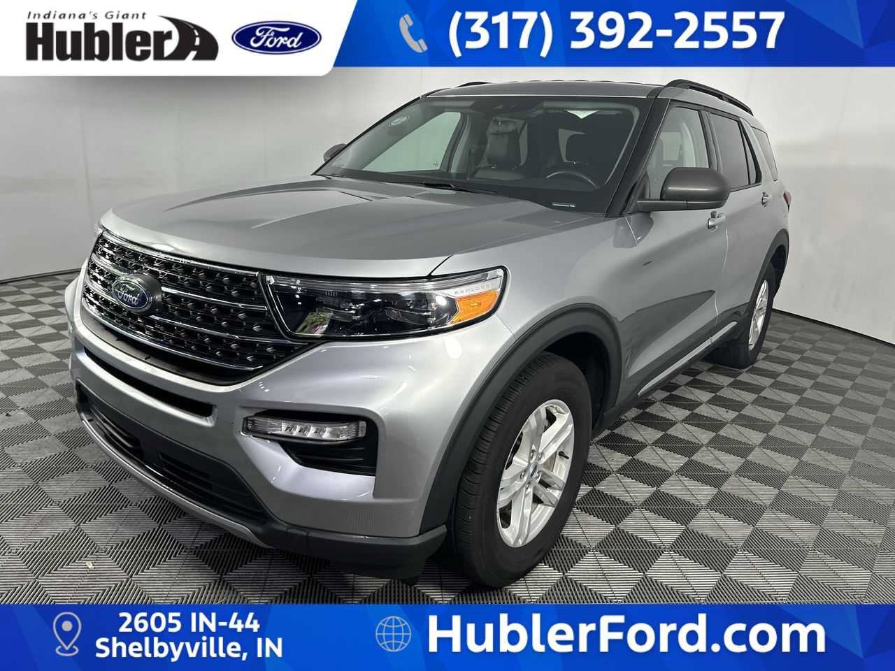 Used 2024 Ford Explorer XLT w/ Equipment Group 202A AWD/4WD image 4