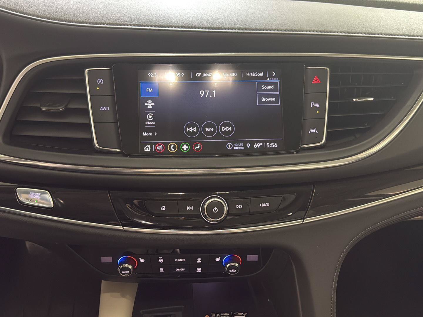 Certified 2024 Buick Enclave Essence w/ Experience Buick Package AWD/4WD image 27