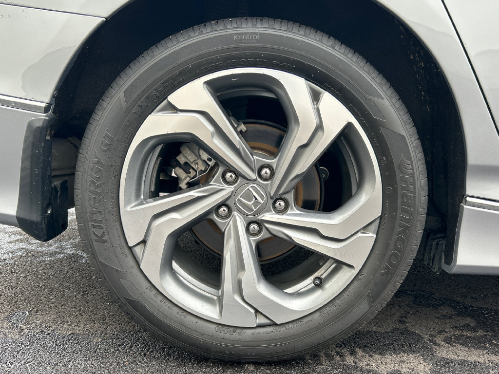 Used 2019 Honda Accord EX image 33