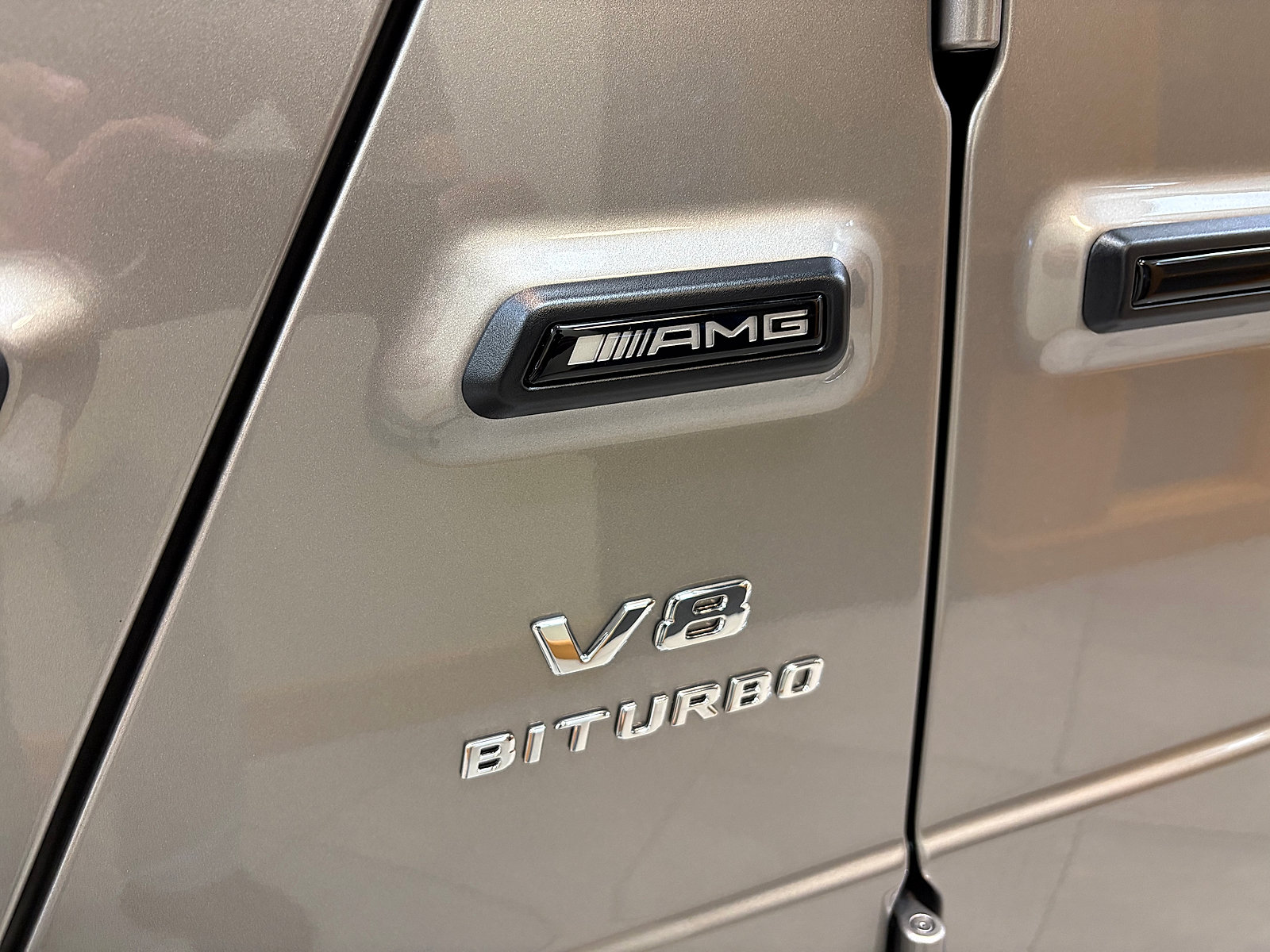 New 2027 Mercedes-Benz G 63 AMG 4MATIC image 9