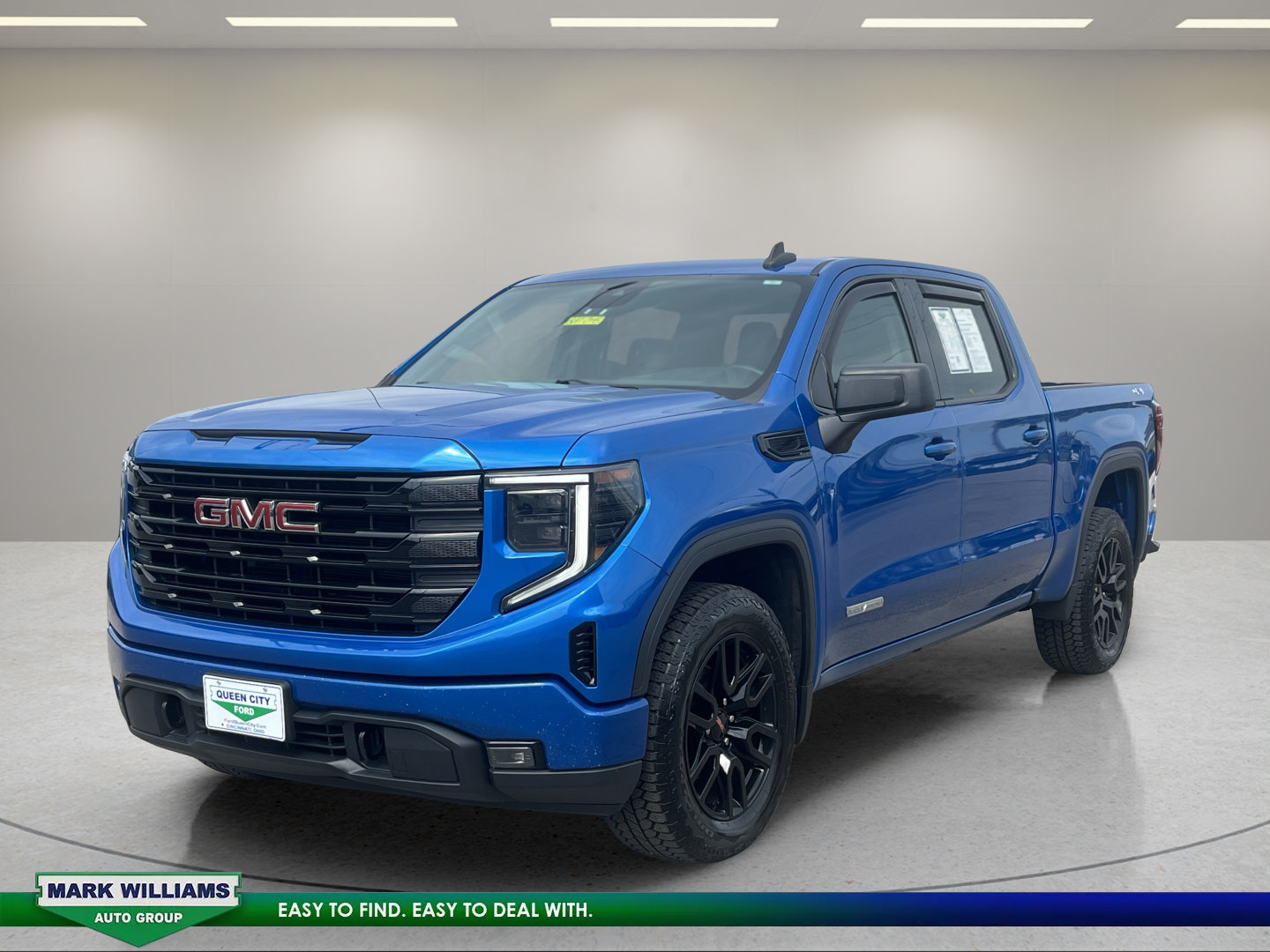 Used 2023 GMC Sierra 1500 Elevation AWD/4WD image 5