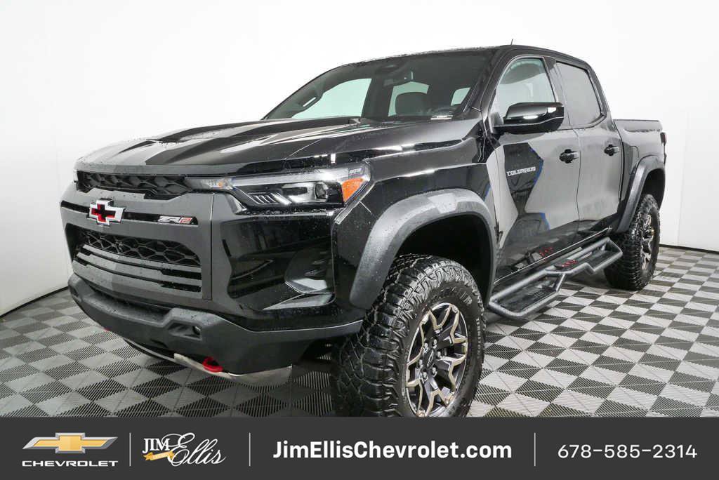 Certified 2024 Chevrolet Colorado ZR2 w/ ZR2 Convenience Package III AWD/4WD image 32