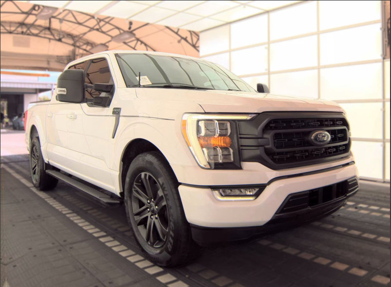 Used 2022 Ford F150 XLT w/ Equipment Group 302A High RWD image 5