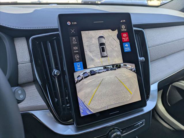 New 2026 Volvo XC90 T8 Plus w/ Protection Package Premier AWD/4WD image 9